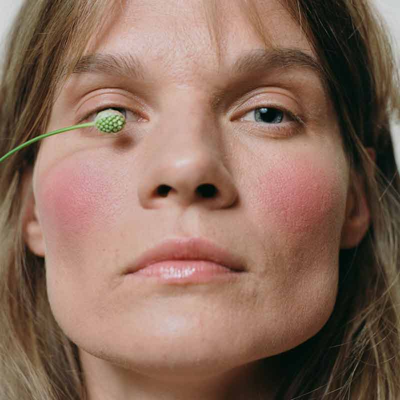 MÁDARA MAGNETIC BLUSH Mineral Cheek Blusher, 