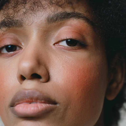 MÁDARA MAGNETIC BLUSH Mineral Cheek Blusher, 