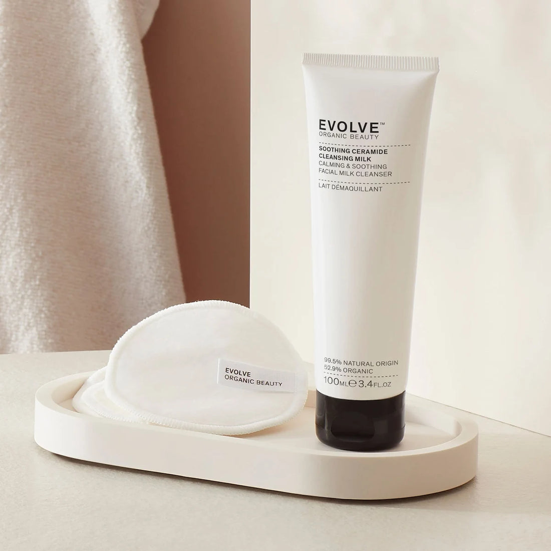Evolve Soothing Ceramide Cleansing Milk