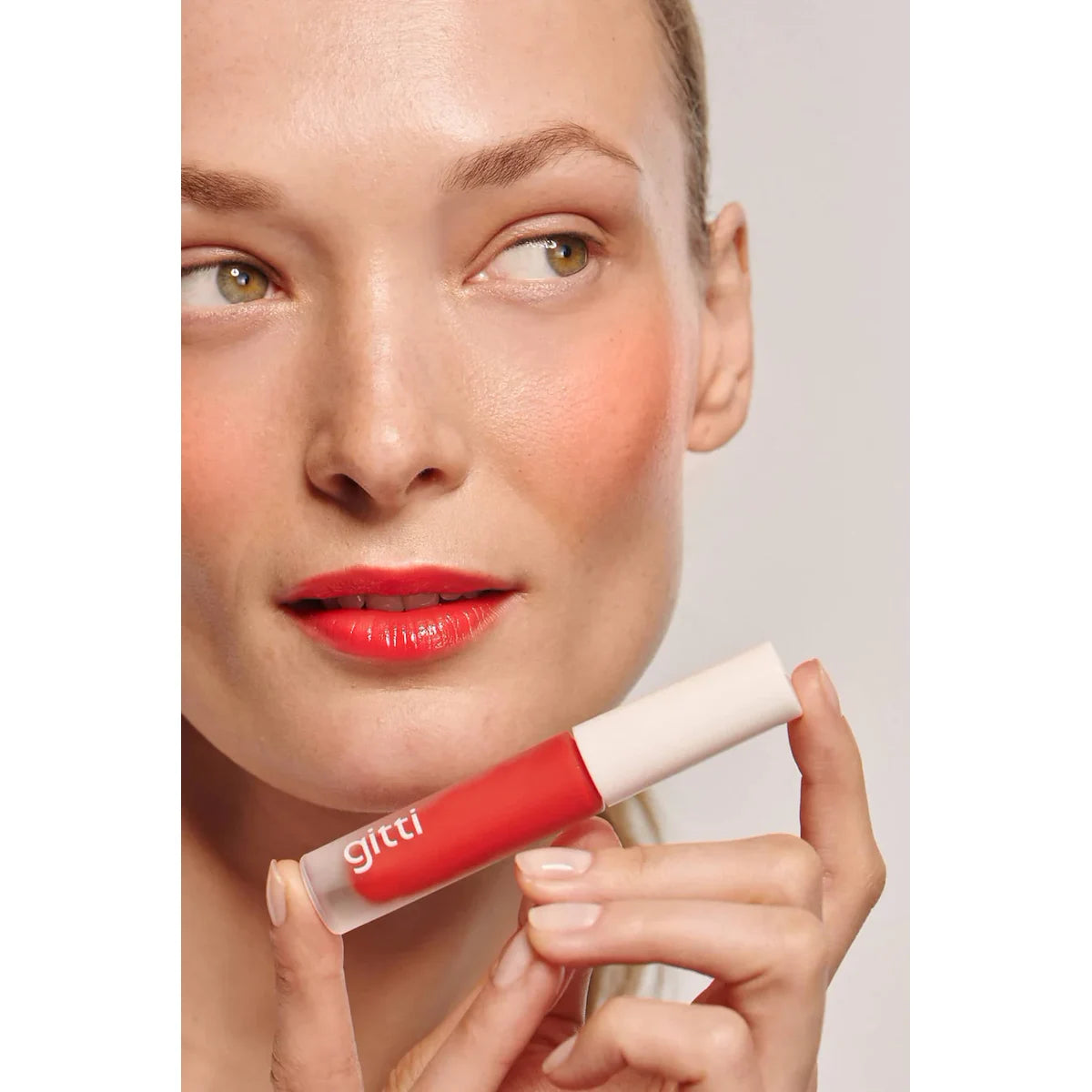 Gitti Lip Glaze no. 02 Lush Red