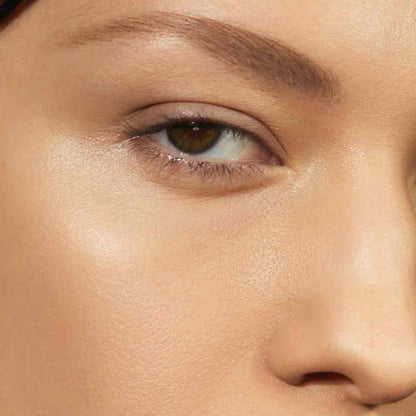 MÁDARA AIR EQUAL Soft Silk Mineral Powder, 2 BEIGE