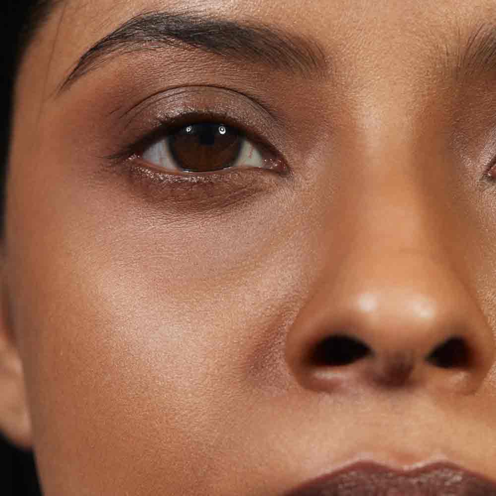 MÁDARA AIR EQUAL Soft Silk Mineral Powder, 3 DEEP