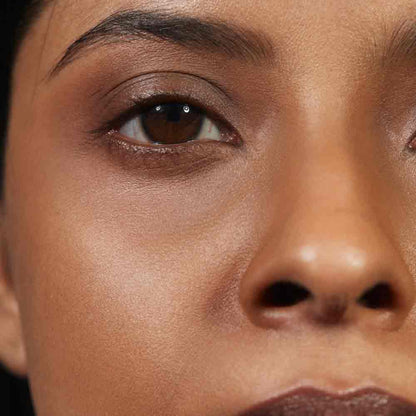 MÁDARA AIR EQUAL Soft Silk Mineral Powder, 3 DEEP